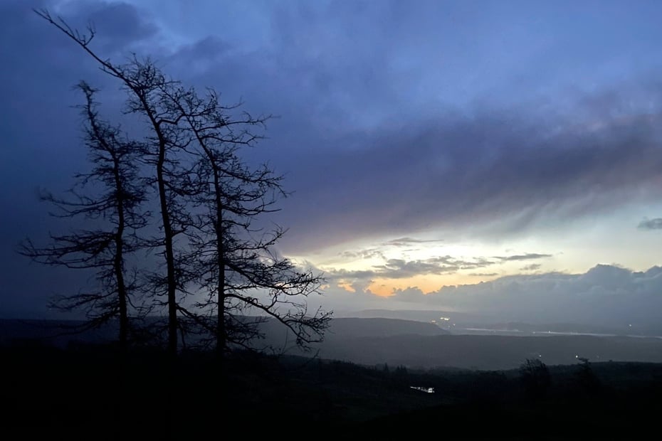 Gummers How walk at sunrise
