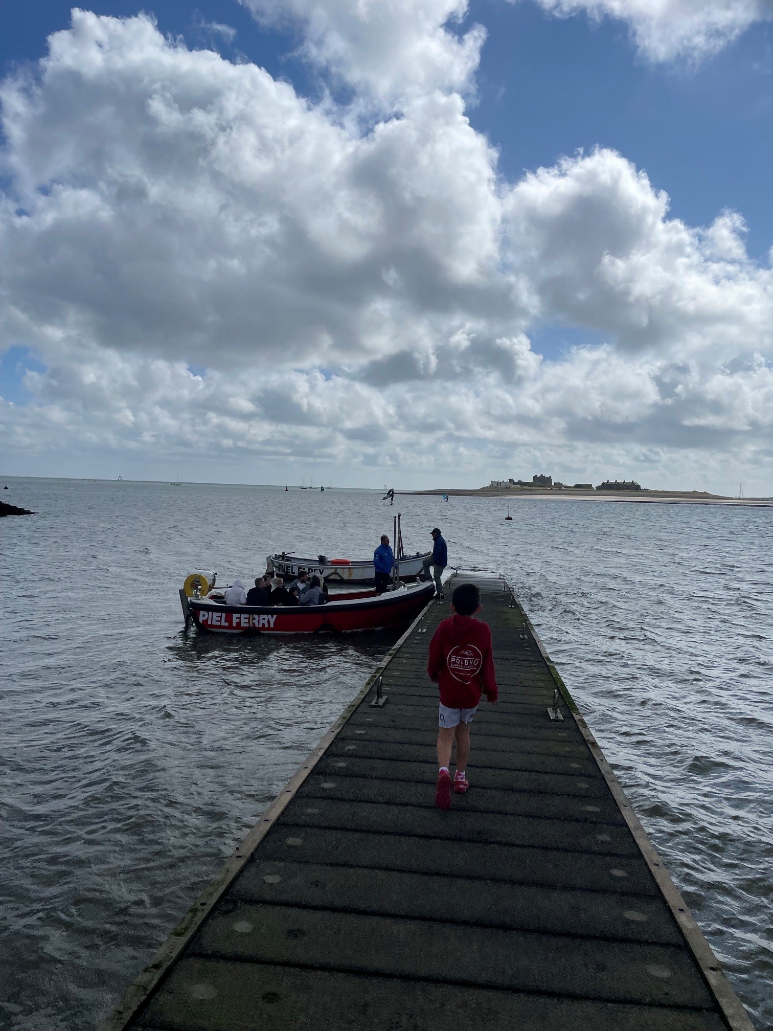 Piel Island jetty and boat to Piel Island